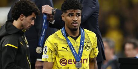 Borussia Dortmund do NOT have first option on Ian Maatsen with Chelsea's release clause open to any clubs interested in the left back