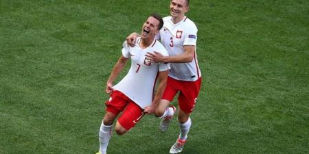 بولندا تخشى فقدان ميليك للإصابة قبل يورو 2024