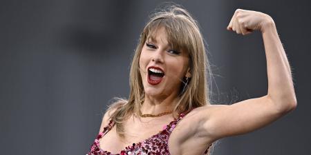 Taylor Swift joins Chiefs ring ceremony from Liverpool - via Instagram live - to celebrate Travis Kelce's third Super Bowl title!