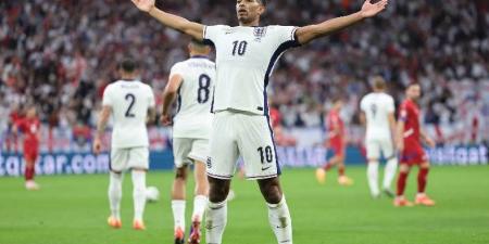 يورو 2024 | بكتابة رقم مميز.. بيلينجهام رجل مباراة إنجلترا وصربيا