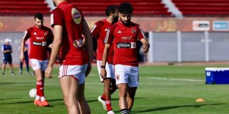 الأهلي يختتم تدريباته استعدادًا لمواجهة فاركو غدًا في الدوري