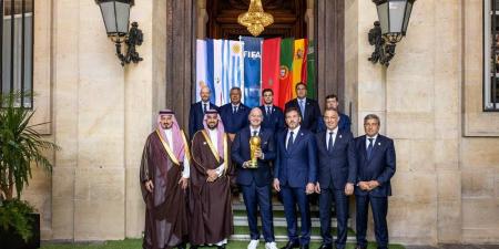 المغرب والبرتغال وإسبانيا يقدمون رسميا ملف ترشيحهم المُشترك إلى "الفيفا" لاستضافة كأس العالم 2030