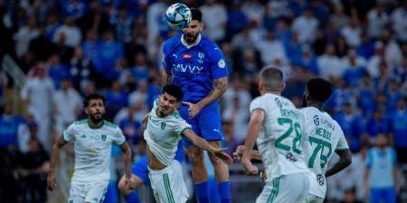 الدوسري يقود هجوم الهلال أمام الأهلي في السوبر السعودي