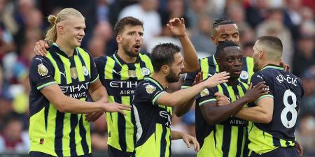 LIVEWest Ham 1-3 Man City - Premier League: Live score, team news and updates as Erling Haaland scores ANOTHER hat-trick to send champions top