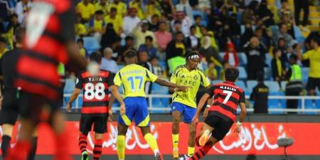 النصر يحقق فوزًا صعبًا على الرياض بالدوري السعودي