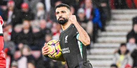 محمد صلاح يرد لأول مرة على إمكانية انتقاله للدوري السعودي