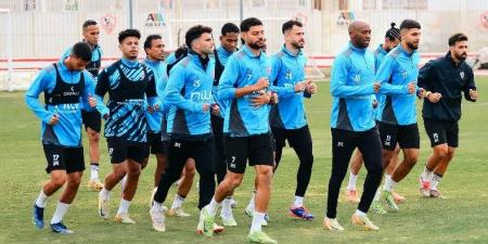 جروس يطمئن على مصابي الزمالك من رئيس الجهاز الطبي