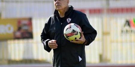 جروس يستقر على ملف الراحلين عن الزمالك عقب مواجهة أبو قير للأسمدة