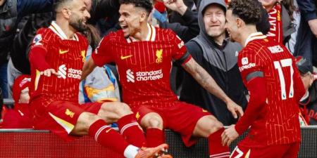 ليفربول يقترب من تجديد عقد لويس دياز ليكمل ثلاثية التجديدات بعد صلاح وفان دايك