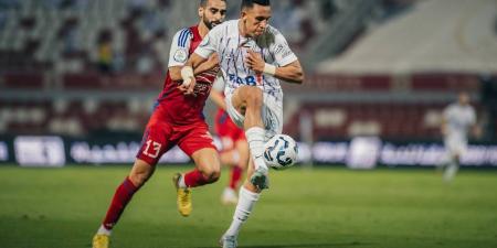 رحيمي يسجل هدفه الـ11 هذا الموسم في الدوري الإماراتي ويساهم في فوز العين على الشارقة (0-3)