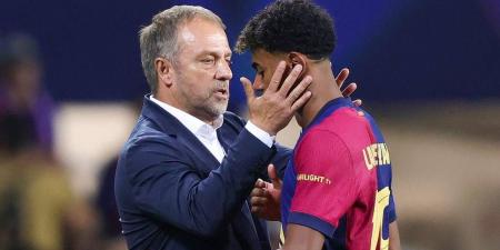 فليك: "كيف تعمل مع طفل مثل يامال؟ صدّقني إنه ليس طفلا.. لقد رأينا كيف أعادنا للمباراة ضد الرّيال بهدفه"