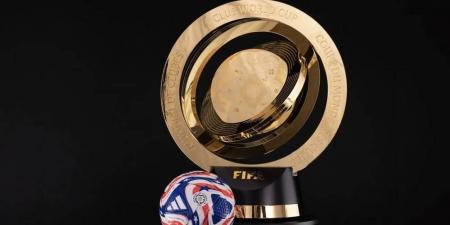 "الفيفا" يُقيم متحفا مؤقتا بزيوريخ يستعرض أقمصة الأندية المشاركة في كأس العالم للأندية وتاريخها وأساطيرها