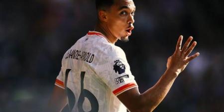 كيف يمكن لأرنولد أن يلعب مع ريال مدريد في كأس العالم للأندية؟