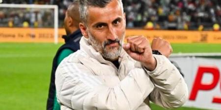 عاجل| وصول خوسيه ريفيرو إلى القاهرة لتدريب الأهلي.. صورة