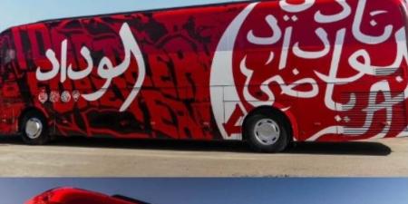 الحجز على حافلة فريق الوداد المغربي بسبب مؤيد اللافي