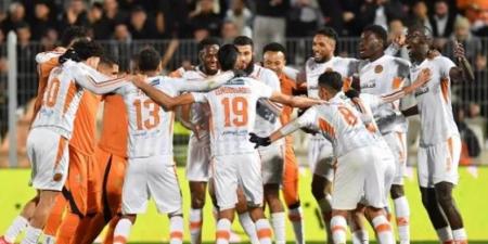 نهضة بركان يقترب من التتويج بكأس الكونفدرالية بعد فوزه على سيمبا التنزاني بثنائية