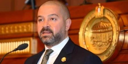 أحمد دياب: تصريحات طه عزت لم تكن موفقة.. والنظام الجديد أشعل المنافسة بالدوري