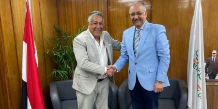 البنك الأهلى يجدد تعاقده مع محمد كمال المدير الفنى للكرة النسائية 