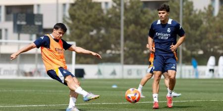 براهيم دياز يعود لتدريبات ريال مدريد ويوسف لخديم يواصل حضوره رفقة الفريق الأول