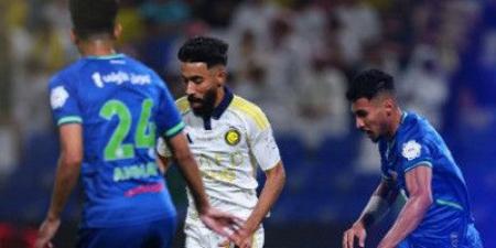 النصر يسقط في فخ الهزيمة أمام الفتح
