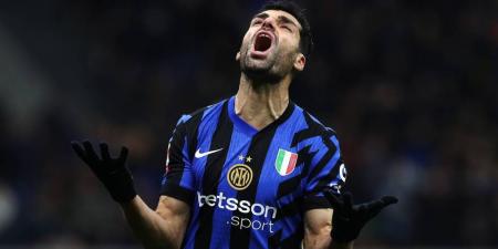مهدي طارمي لا يزال عالقا في إيران ولن يشارك مع الإنتر في كأس العالم للأندية!