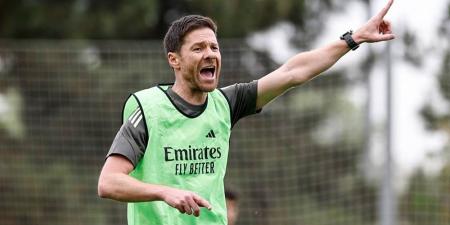 تشابي ألونسو يحذر لاعبي ريال مدريد: "كل من سيتكاسل لن يشارك في المباريات مهما كان اسمه!"
