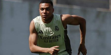 مبابي يغيب عن ريال مدريد ضد باتشوكا وألونسو يأمل عودته أمام سالزبورغ