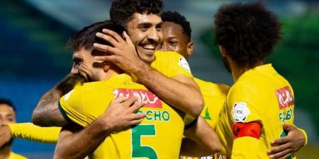 الخليج يقترب من صفقة أوروبية ويوقع مع لاعب محلي