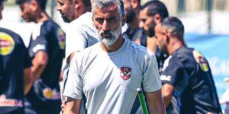 ريبييرو يُحاضر لاعبي الأهلي قبل مواجهة الملعب التونسي وديًا