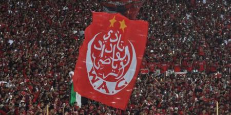 الوداد يطرح بطائق الاشتراك السنوية ويحدد أثمنتها بين 700 درهم و35,000 درهم