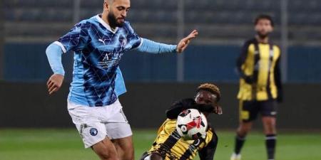 مروان حمدي يقود هجوم بيراميدز في مواجهة قاسم باشا