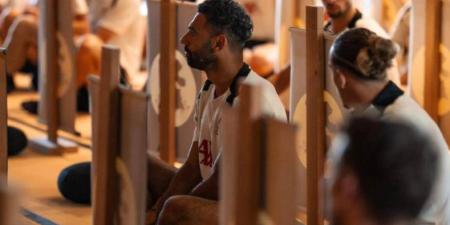 استعدادا للموسم الجديد.. جلسة تأمل خاصة لـ محمد صلاح وزملائه في ليفربول