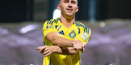 بلباو يسعى للتعاقد مع لابورت من النصر السعودي