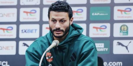 الأهلي واتحاد الكرة ونجوم الرياضة ينعون وفاة والد محمد الشناوي "مُحدث"