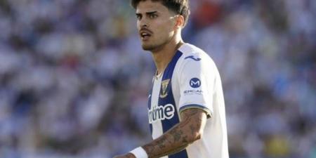 لأول مرة في تاريخ الليجا.. لاعب يطلب أجازة "أبوة" هربا من أزمته مع ناديه