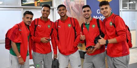 المنتخب المغربي يصل إلى أوغندا استعدادًا لخوض نصف نهائي "الشان"
