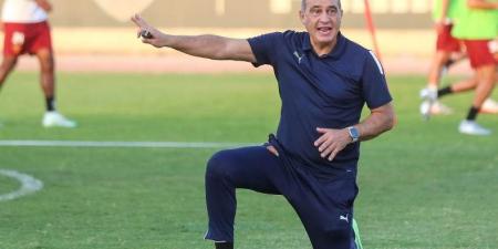 علي ماهر يُغادر اجتماع لجنة تخطيط الأهلي.. الجلسة مستمرة