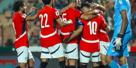 محمد الغزاوي سفير مصر في بوركينا فاسو يجتمع بالجالية المصرية لتنسيق لقاء مع المنتخب الوطني