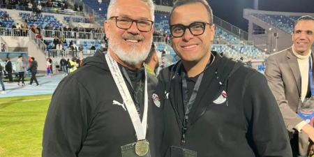 طبيب مصري ينضم إلى جهاز أوكلاند سيتي في مواجهة بيراميدز اليوم (خاص)
