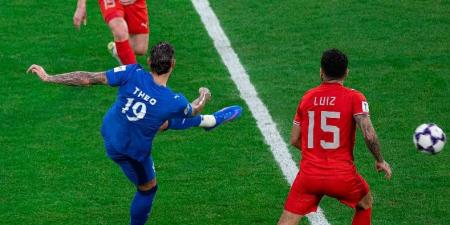 الهلال ضد الدحيل.. هيرنانديز يسجل الهدف الثاني