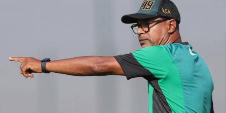 تشكيلة الرجاء في "الكلاسيكو" ضد الجيش.. الشابي يعتمد على بانون وخفيفي في الدفاع والنفاتي يقود الهجوم رفقة خافي
