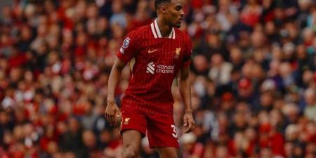 ليفربول ضد إيفرتون.. جرافينبيرج يسجل الهدف الأول بصناعة صلاح