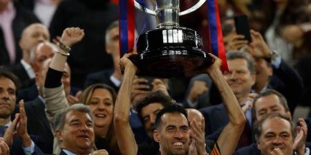 بوسكيتس يودع الملاعب بسجل ذهبي من الألقاب مع برشلونة