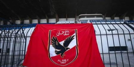 وكيل ياسين منصور يتقدم بأوراق ترشحه على منصب نائب رئيس الأهلي