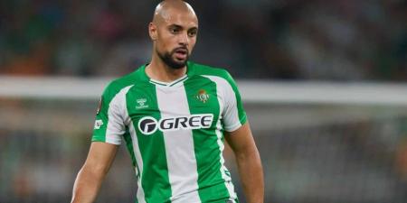 بيتيس ينتظر تقريرا طبيا من المنتخب المغربي للحسم في بقاء أمرابط مع "الأسود" أو عودته إلى إسبانيا لمواصلة برنامجه العلاجي