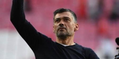 الكشف عن الطاقم المساعد لكونسيساو مدرب اتحاد جدة الجديد