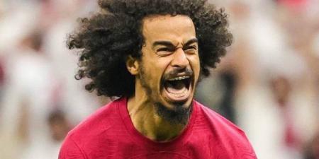 أكريم عفيف يقود هجوم قطر أمام عمان في التصفيات المؤهلة إلى كأس العالم
