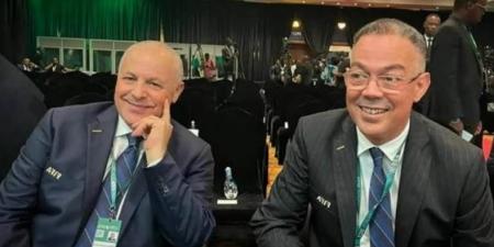 فوزي لقجع يهنىء أبو ريدة بتأهل مصر إلى كأس العالم 2026