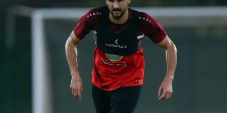 منتخب العراق يستعيد أيمن حسين في مواجهة الحسم أمام السعودية