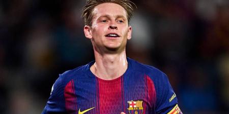 رسميا/ برشلونة يعلن تمديد عقد فرينكي دي يونغ حتى 2029